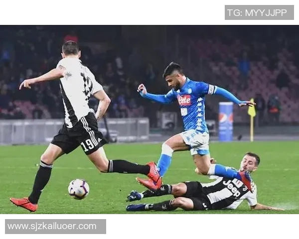 12月尤文图斯与巴塞罗那激战成和比分揭晓精彩瞬间回顾