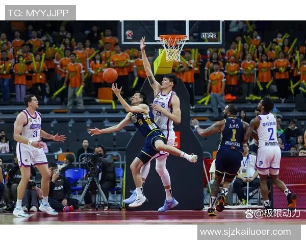 任骏飞的篮球之路：从青涩少年到CBA明星球员的成长故事