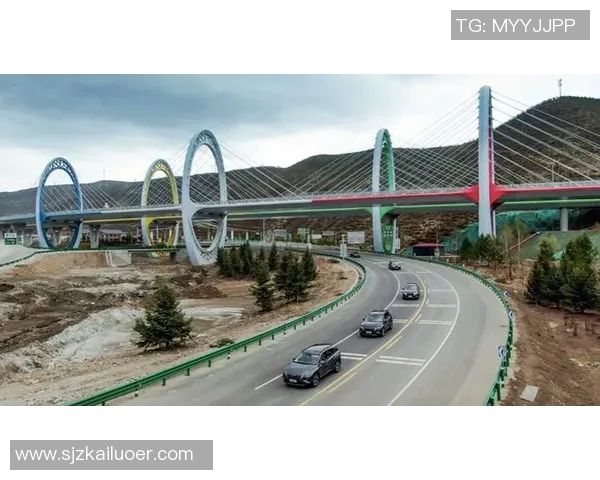 莫火车与柯山红的对决：传统与现代的碰撞与融合之旅