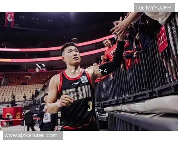 贺希宁：从篮球新星到职业生涯巅峰的奋斗历程与成长故事