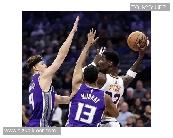 国王队与灰熊队在夏季联赛中的精彩对决回顾与分析 国王队与灰熊队在夏季联赛中的精彩对决回顾与分析