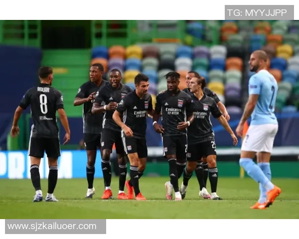 尼姆与阿雅克的激烈对决揭示法甲联赛的竞争魅力与球队实力较量