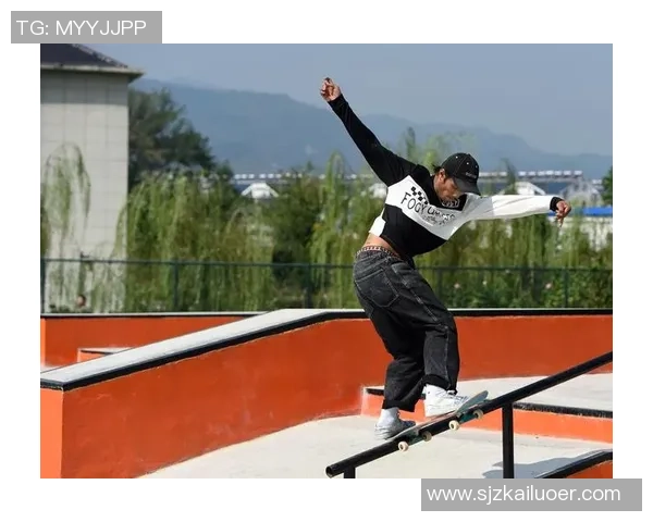 滑板战术解析：成都滑板队独特进攻体系的深度剖析与实践探索MBA