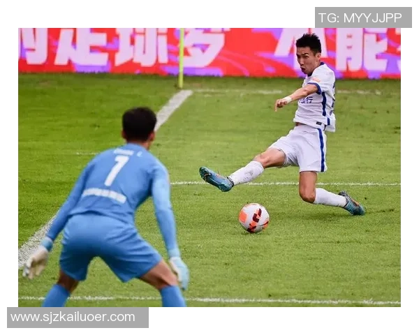 赛后分析：深圳足球队与西安足球队的战术对决与启示