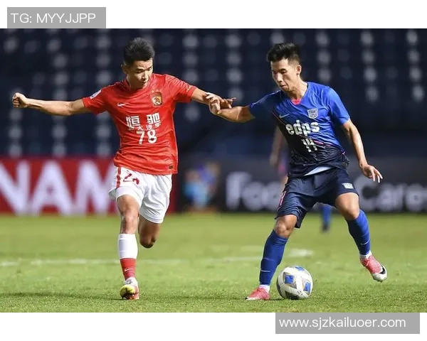 广州足球队配合变革引发热议球迷期待新战术带来胜利转机